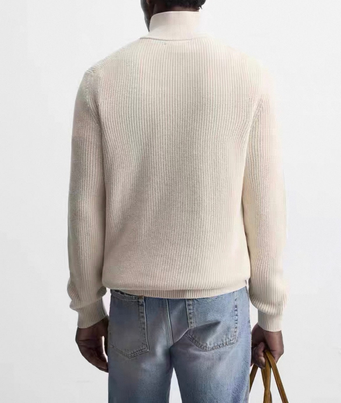 RIBBED HALF-ZIP SWEATER
